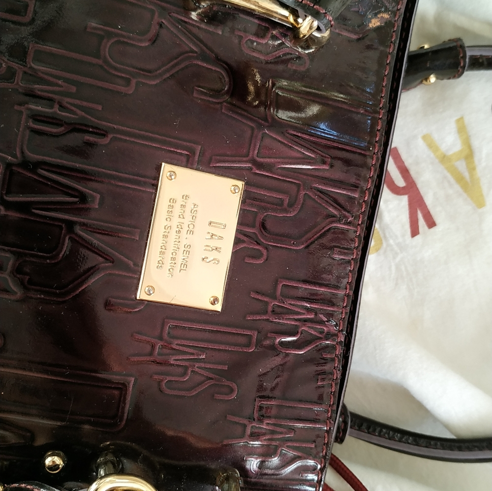 Daks Patent leather Handbag (With Code) - Picture 6 of 16